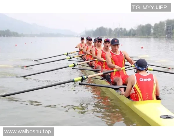 中国赛艇男队八人艇冲金成功,历史首次