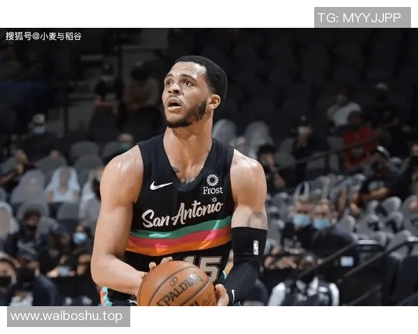 选秀赛场爆发小插曲，裁判如何处理？